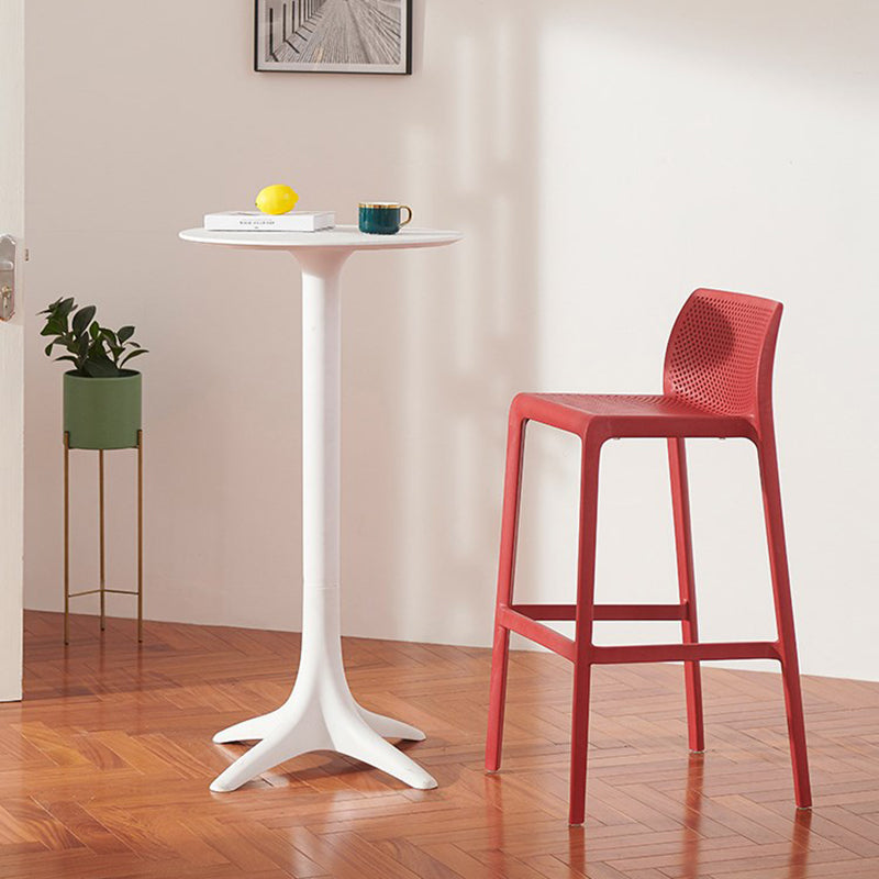 Scandinavian Plastic Stackable Counter Stools Low Back Indoor Bar Stools Clearhalo 'Bar Furniture' 'Bar Stools' 'bar_stools' 'furn' 'furn_bar_stools' 'furniture_bar_stools' 'Kitchen & Dining Furniture' 'kitchen&dining_furn' 'kitchen' 'kitchen_furn' Furniture' 4186923