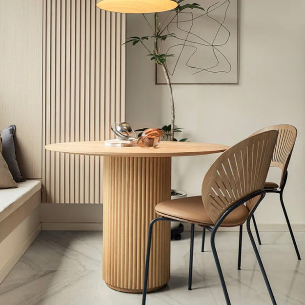 Round Casual Style Dining Table Wood Color Fixed Table with Solid Wood Clearhalo ' dining_table' 'Dining Tables & Seating' 'Dining Tables' 'furn' 'furn_dining_table' 'Furniture' 'furniture_dining_table' 'Kitchen & Dining Furniture' 'kitchen&dining_furn' 'kitchen' 'kitchen_dining_table' 4196002