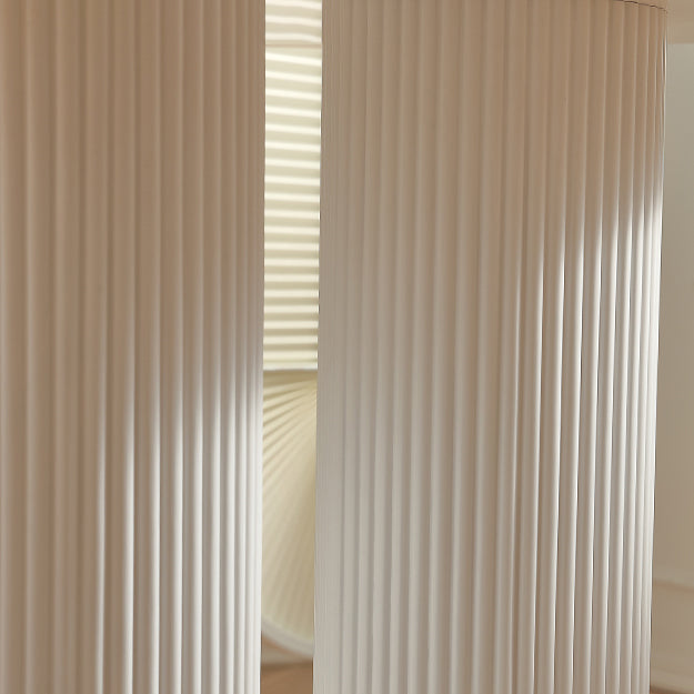 35.4-inch Round 3 Legs Three-Color Table Simplicity Style with Solid Wood Clearhalo ' dining_table' 'Dining Tables & Seating' 'Dining Tables' 'furn' 'furn_dining_table' 'Furniture' 'furniture_dining_table' 'Kitchen & Dining Furniture' 'kitchen&dining_furn' 'kitchen' 'kitchen_dining_table' 4196223