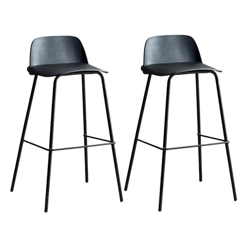 Contemporary Counter & Bar Stool Armless Plastic Indoor Bar Stool with Footrest Black 2 Piece Set Clearhalo 'Bar Furniture' 'Bar Stools' 'bar_stools' 'furn' 'furn_bar_stools' 'furniture_bar_stools' 'Kitchen & Dining Furniture' 'kitchen&dining_furn' 'kitchen' 'kitchen_furn' Furniture' 4198124