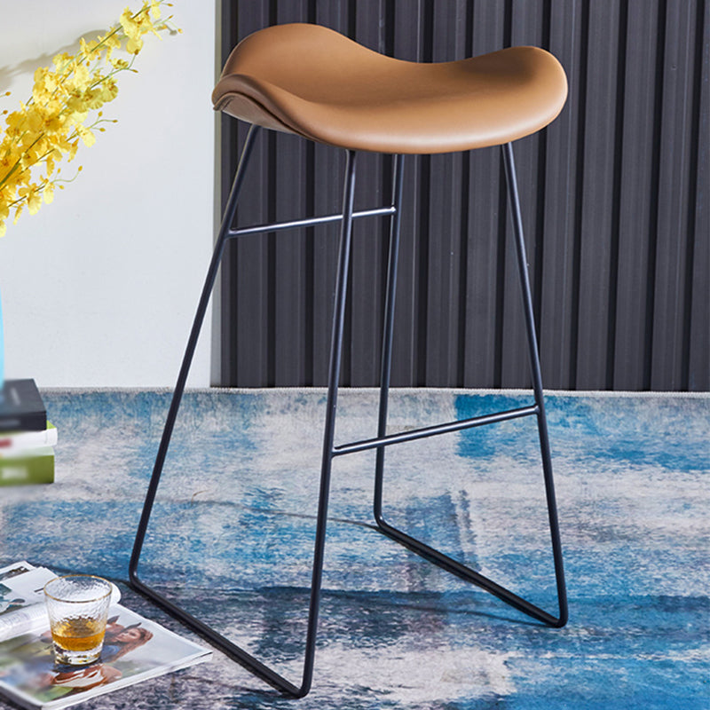 Nordic Leather Seats Barstool Metal Base Bar Stool for Living Room Clearhalo 'Bar Furniture' 'Bar Stools' 'bar_stools' 'furn' 'furn_bar_stools' 'furniture_bar_stools' 'Kitchen & Dining Furniture' 'kitchen&dining_furn' 'kitchen' 'kitchen_furn' Furniture' 4198812