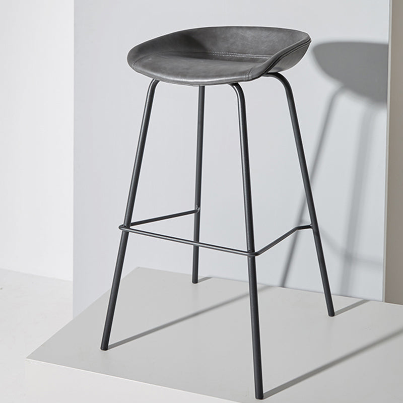 Industrial Iron Distressed Quilted Barstool Indoor Tall Stool with Leather Seat Dark Gray 1 Piece Clearhalo 'Bar Furniture' 'Bar Stools' 'bar_stools' 'furn' 'furn_bar_stools' 'furniture_bar_stools' 'Kitchen & Dining Furniture' 'kitchen&dining_furn' 'kitchen' 'kitchen_furn' Furniture' 4211193