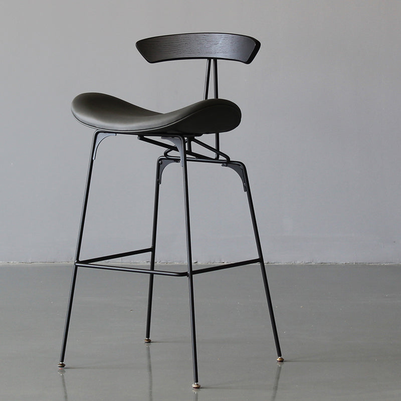 Black Iron Quilted Barstool 25.5" H Industrial Tall Stool with Contoured Seat Dark Gray 1 Piece Clearhalo 'Bar Furniture' 'Bar Stools' 'bar_stools' 'furn' 'furn_bar_stools' 'furniture_bar_stools' 'Kitchen & Dining Furniture' 'kitchen&dining_furn' 'kitchen' 'kitchen_furn' Furniture' 4211242