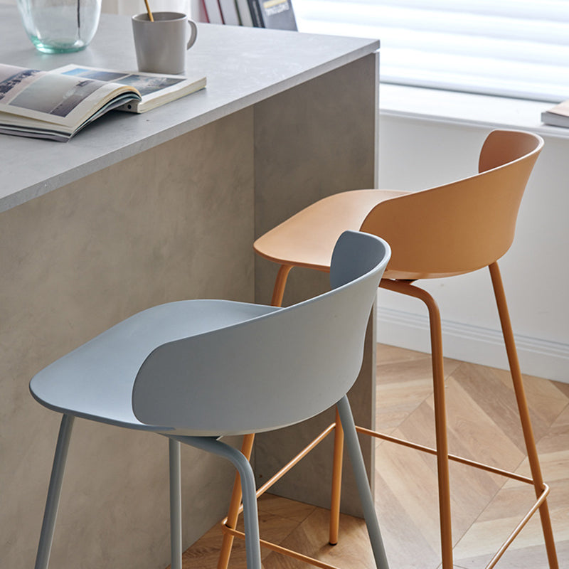 Scandinavian Plastic Metal Counter Stools Low Back Indoor Bar Stools with 4 Legs Clearhalo 'Bar Furniture' 'Bar Stools' 'bar_stools' 'furn' 'furn_bar_stools' 'furniture_bar_stools' 'Kitchen & Dining Furniture' 'kitchen&dining_furn' 'kitchen' 'kitchen_furn' Furniture' 4211602