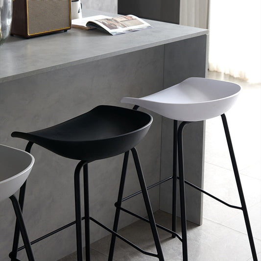 Scandinavian Metal Plastic Counter Stools Backless Bar Stools with Bucket Seat Clearhalo 'Bar Furniture' 'Bar Stools' 'bar_stools' 'furn' 'furn_bar_stools' 'furniture_bar_stools' 'Kitchen & Dining Furniture' 'kitchen&dining_furn' 'kitchen' 'kitchen_furn' Furniture' 4211660