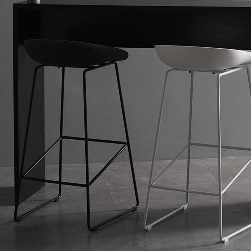 Scandinavian Steel Plastic Counter Stools Backless Bar Stools with Bucket Seat (Set of 2) Clearhalo 'Bar Furniture' 'Bar Stools' 'bar_stools' 'furn' 'furn_bar_stools' 'furniture_bar_stools' 'Kitchen & Dining Furniture' 'kitchen&dining_furn' 'kitchen' 'kitchen_furn' Furniture' 4211693