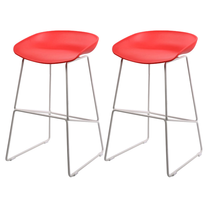 Scandinavian Steel Plastic Counter Stools Backless Bar Stools with Bucket Seat (Set of 2) White Red 2 Piece Set Clearhalo 'Bar Furniture' 'Bar Stools' 'bar_stools' 'furn' 'furn_bar_stools' 'furniture_bar_stools' 'Kitchen & Dining Furniture' 'kitchen&dining_furn' 'kitchen' 'kitchen_furn' Furniture' 4211701
