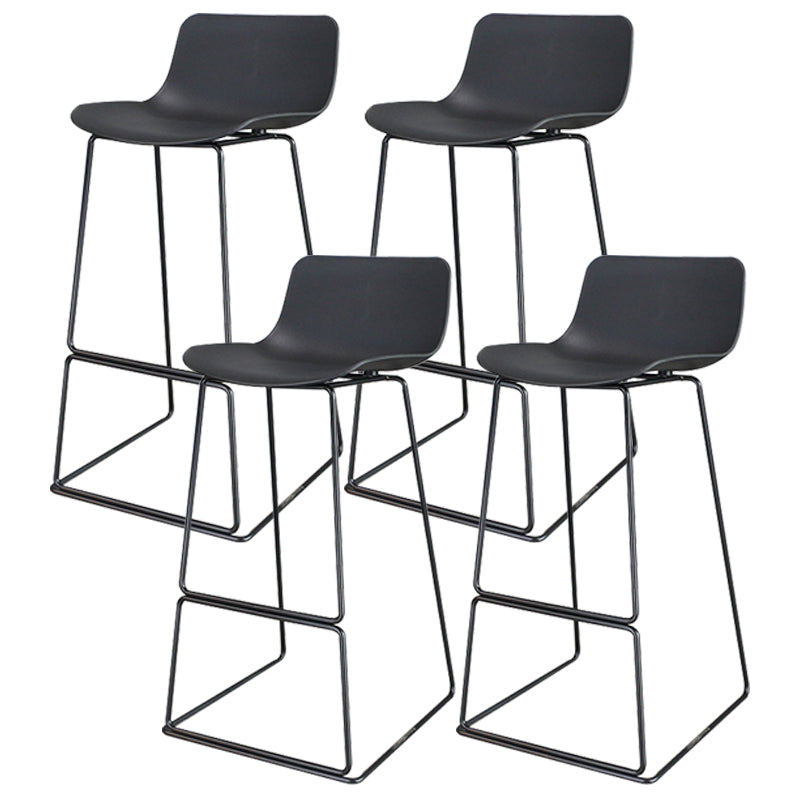 Industrial Style Barstool Metal and Plastic Bar Stool for Dinning Room Black Black 4 Piece Set Clearhalo 'Bar Furniture' 'Bar Stools' 'bar_stools' 'furn' 'furn_bar_stools' 'furniture_bar_stools' 'Kitchen & Dining Furniture' 'kitchen&dining_furn' 'kitchen' 'kitchen_furn' Furniture' 4212295