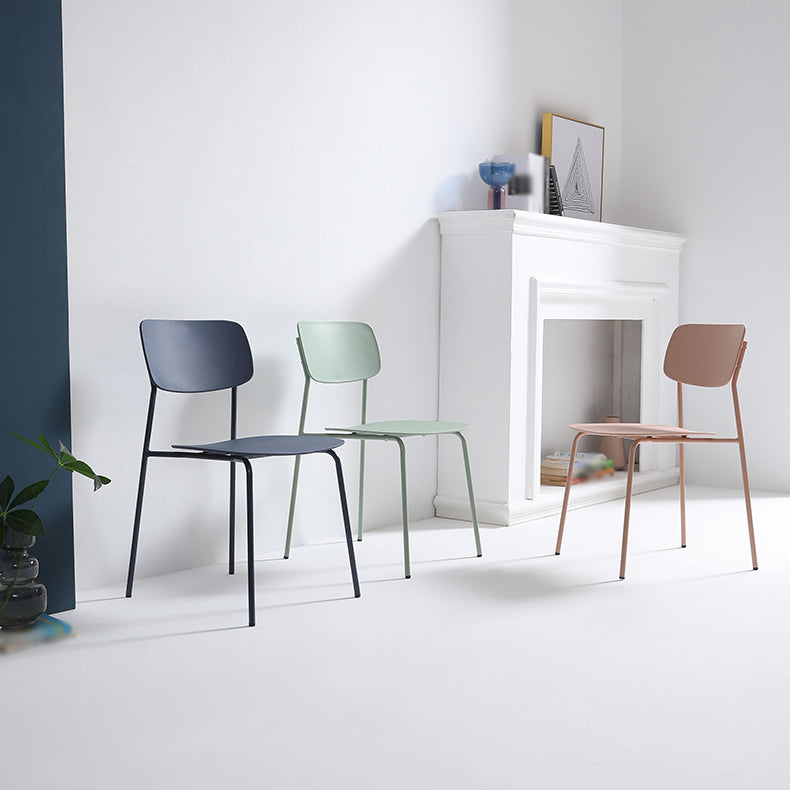 Contemporary Restaurant Open Back Side Chair Matte Finish Plastic Dining Chair Clearhalo ' kitchen&dining_furn' 'Dining Chairs' 'Dining Tables & Seating' 'dining_chair' 'Furniture' 'furniture_dining_chair' 'Kitchen & Dining Furniture' 'kitchen' 4238272