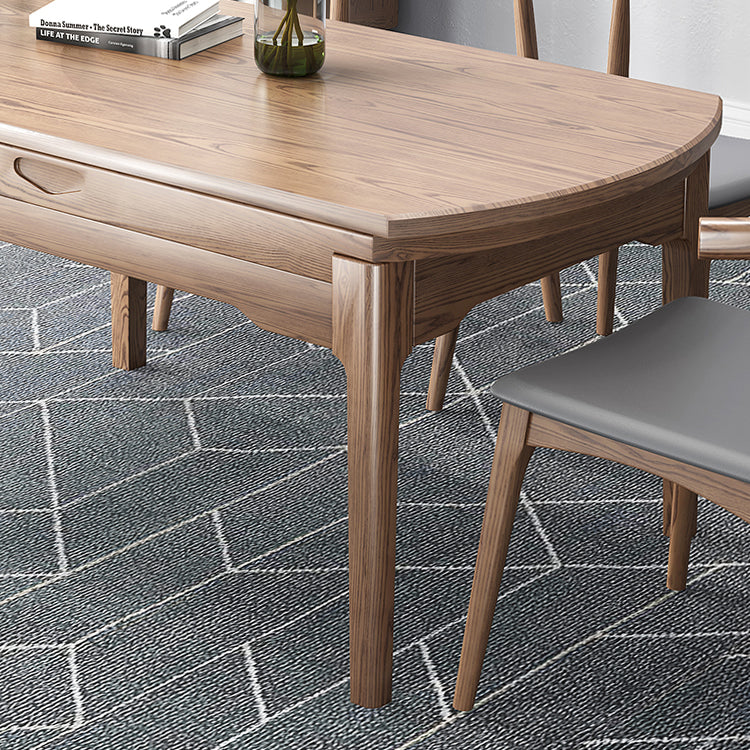 Modern Brown Dining Table Round Solid Wood Dining Table with 4 Legs for Home Clearhalo ' dining_table' 'Dining Tables & Seating' 'Dining Tables' 'furn' 'furn_dining_table' 'Furniture' 'furniture_dining_table' 'Kitchen & Dining Furniture' 'kitchen&dining_furn' 'kitchen' 'kitchen_dining_table' 4239241