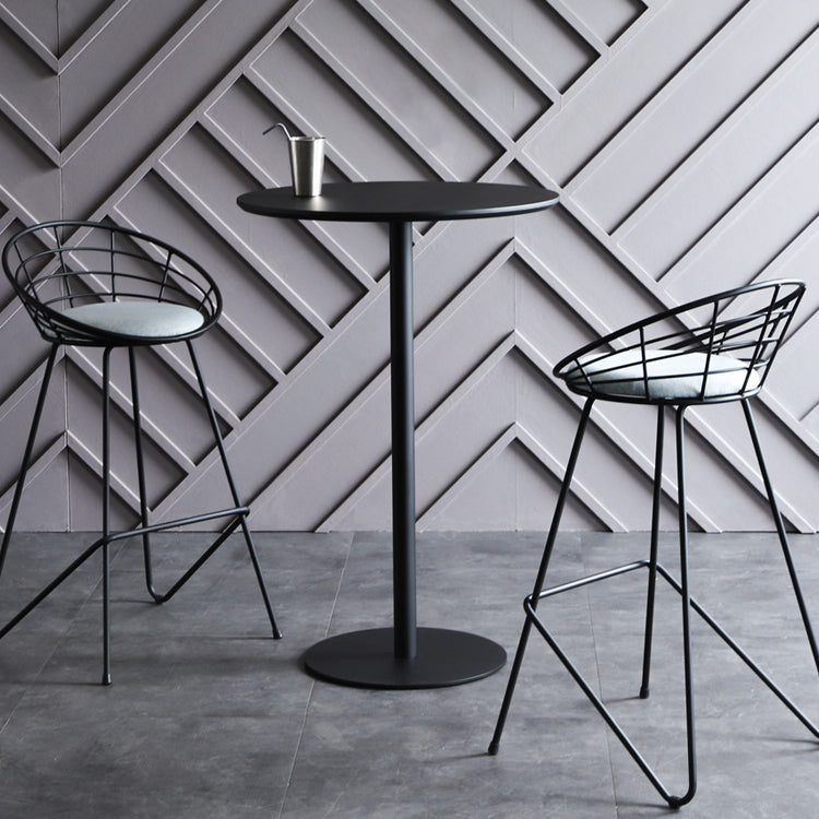 Industrial Wood Bar Dining Table Round Indoor Bistro Table with Single Pedestal Clearhalo 'Bar Furniture' 'Bar Tables' 'bar_tables' 'Furniture' 'furniture_bar_tables' 'Kitchen & Dining Furniture' 'kitchen&dining_furn' 'kitchen' 4240155