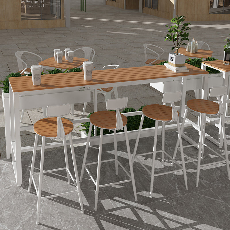 Modern Metal Trestle Bistro Bar Desk Rectangle Outdoor Footrest Bar Stool Table Clearhalo 'Bar Furniture' 'Bar Tables' 'bar_tables' 'Furniture' 'furniture_bar_tables' 'Kitchen & Dining Furniture' 'kitchen&dining_furn' 'kitchen' 4241170