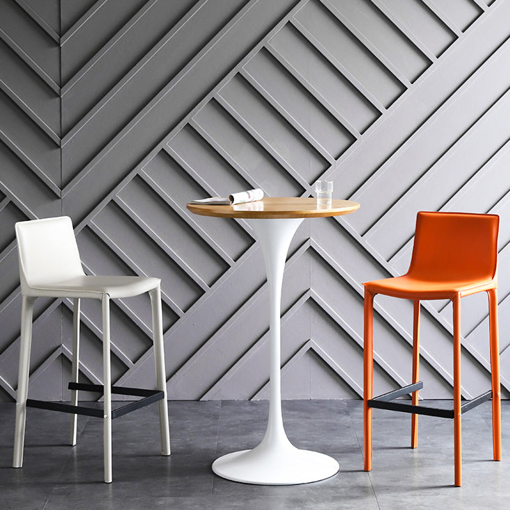 Industrial Metal Bar Table Round Top 41.3"H Pedestal Bistro Table for Cafe and Breakroom Natural Clearhalo 'Bar Furniture' 'Bar Tables' 'bar_tables' 'Furniture' 'furniture_bar_tables' 'Kitchen & Dining Furniture' 'kitchen&dining_furn' 'kitchen' 4245451