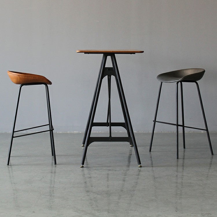 Leather Bucket Bar Stool Modern Low Back Footrest Indoor Counter and Bar Stool Clearhalo 'Bar Furniture' 'Bar Stools' 'bar_stools' 'furn' 'furn_bar_stools' 'furniture_bar_stools' 'Kitchen & Dining Furniture' 'kitchen&dining_furn' 'kitchen' 'kitchen_furn' Furniture' 4250656