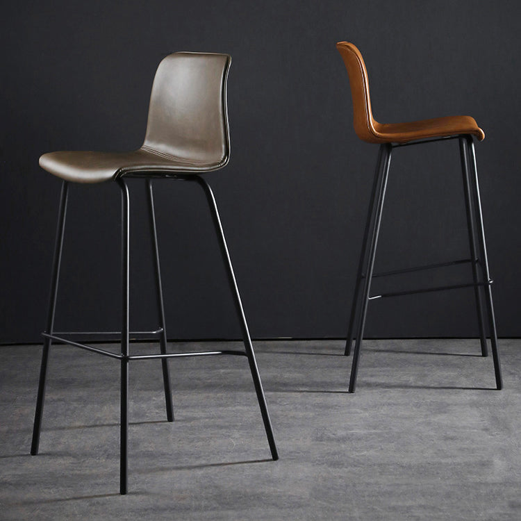 Contemporary Bar Stool Armless Leather Low Back Counter Chair with Footrest and Iron Base Clearhalo 'Bar Furniture' 'Bar Stools' 'bar_stools' 'furn' 'furn_bar_stools' 'furniture_bar_stools' 'Kitchen & Dining Furniture' 'kitchen&dining_furn' 'kitchen' 'kitchen_furn' Furniture' 4250851