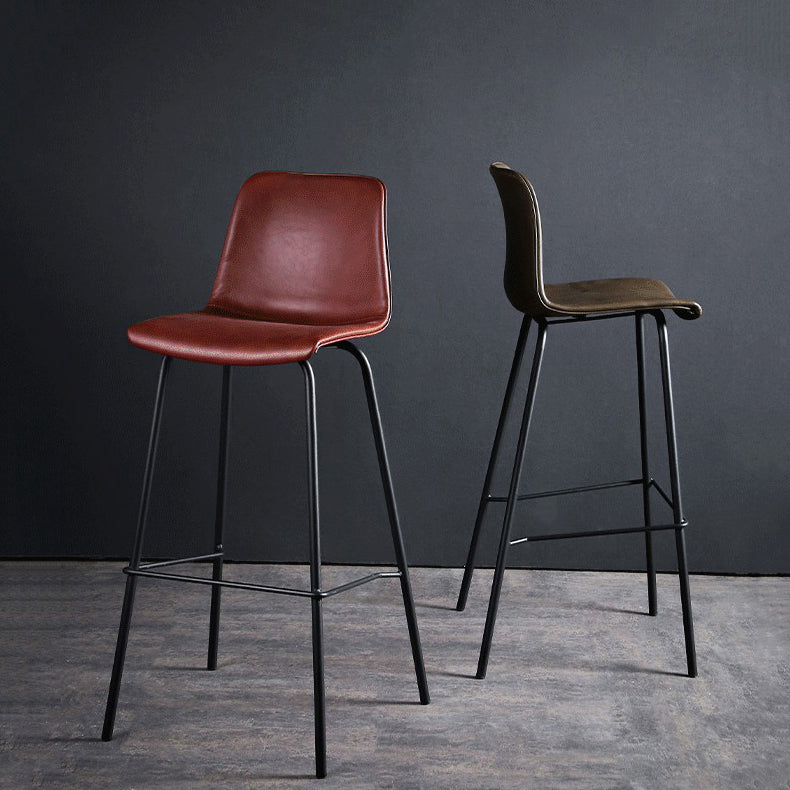 Contemporary Bar Stool Armless Leather Low Back Counter Chair with Footrest and Iron Base Clearhalo 'Bar Furniture' 'Bar Stools' 'bar_stools' 'furn' 'furn_bar_stools' 'furniture_bar_stools' 'Kitchen & Dining Furniture' 'kitchen&dining_furn' 'kitchen' 'kitchen_furn' Furniture' 4250869