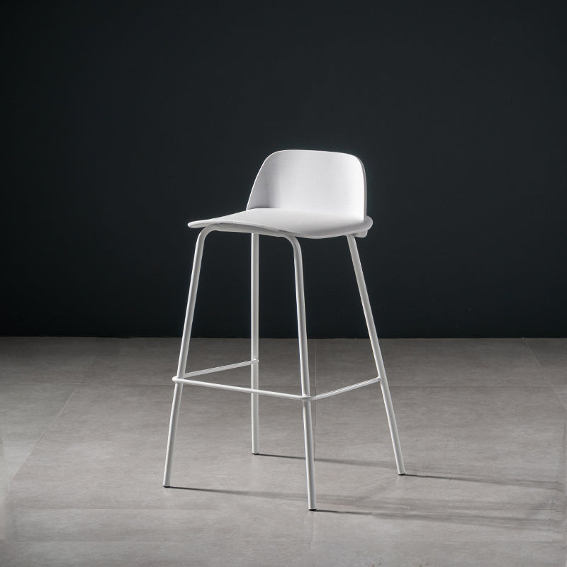 Contemporary Bar Stool Armless Plastic Low Back Counter Chair with Iron Base White 1 Piece Counter Stool(26"H) Clearhalo 'Bar Furniture' 'Bar Stools' 'bar_stools' 'furn' 'furn_bar_stools' 'furniture_bar_stools' 'Kitchen & Dining Furniture' 'kitchen&dining_furn' 'kitchen' 'kitchen_furn' Furniture' 4250908
