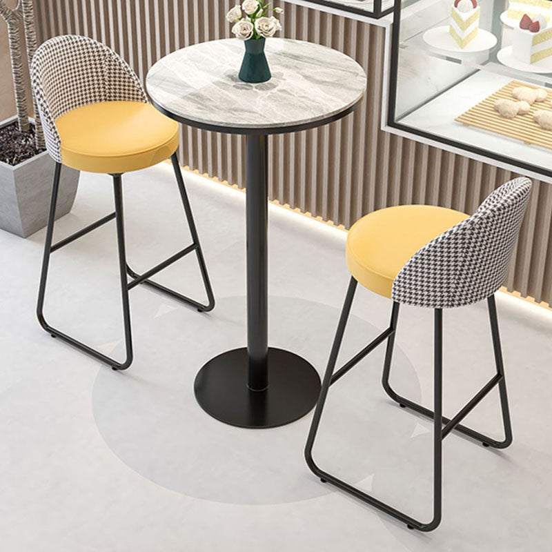 Industrial Metal Bar Table Faux Marble 23.6" Round Top Indoor Bistro Table Clearhalo 'Bar Furniture' 'Bar Tables' 'bar_tables' 'furn' 'furn_bar_tables' 'Furniture' 'furniture_bar_tables' 'Kitchen & Dining Furniture' 'kitchen&dining_furn' 'kitchen' 4258313