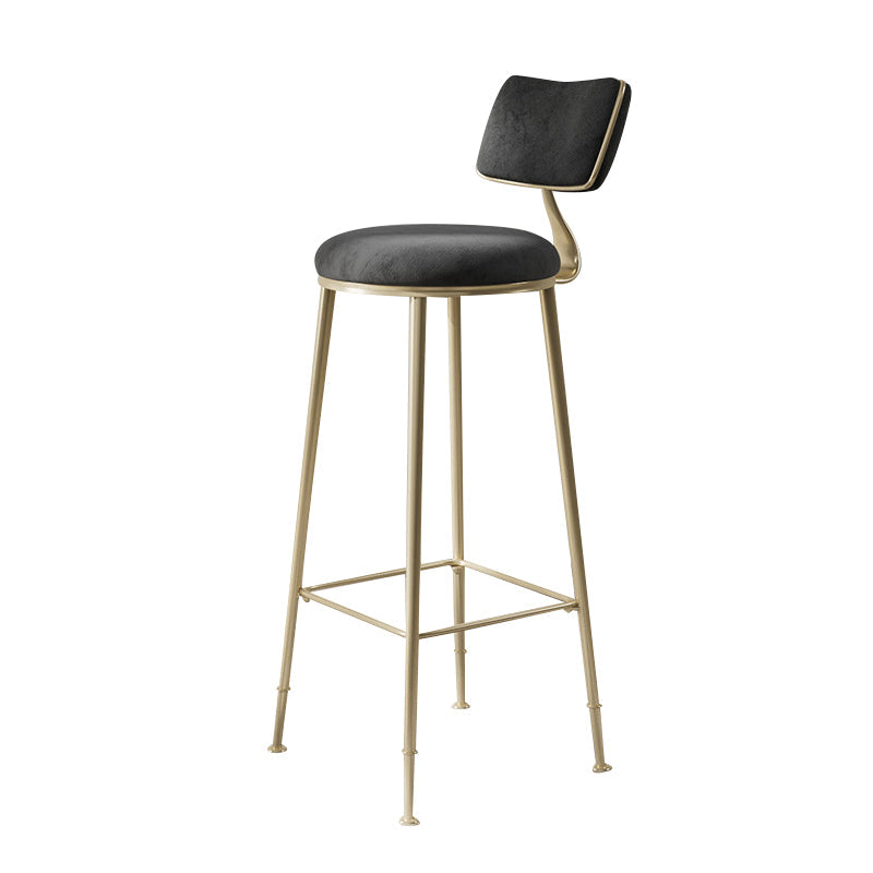 Glam Low Back Bar Stool Footrest Round Upholstered Counter Height Stool Black Clearhalo 'Bar Furniture' 'Bar Stools' 'bar_stools' 'furn' 'furn_bar_stools' 'furniture_bar_stools' 'Kitchen & Dining Furniture' 'kitchen&dining_furn' 'kitchen' 'kitchen_furn' Furniture' 4258577