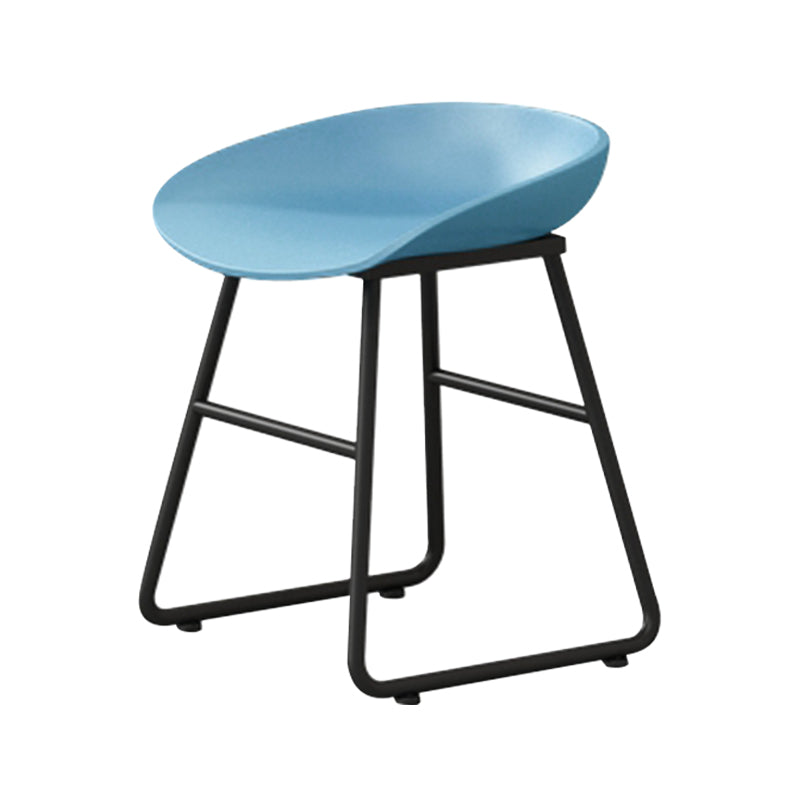 Contemporary Bucket Counter Bar Stool Armless Plastic Bar Stool with Footrest, Iron Base Blue 1 Piece Short Stool(18"H) Clearhalo 'Bar Furniture' 'Bar Stools' 'bar_stools' 'furn' 'furn_bar_stools' 'furniture_bar_stools' 'Kitchen & Dining Furniture' 'kitchen&dining_furn' 'kitchen' 'kitchen_furn' Furniture' 4259043