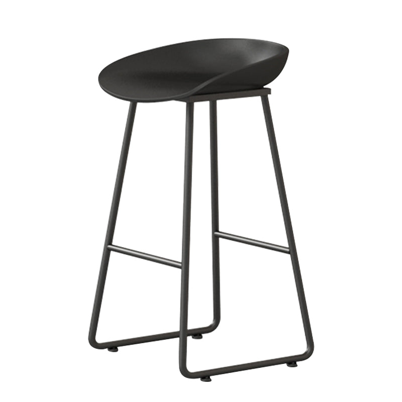 Contemporary Bucket Counter Bar Stool Armless Plastic Bar Stool with Footrest, Iron Base Black 1 Piece Counter Stool(26"H) Clearhalo 'Bar Furniture' 'Bar Stools' 'bar_stools' 'furn' 'furn_bar_stools' 'furniture_bar_stools' 'Kitchen & Dining Furniture' 'kitchen&dining_furn' 'kitchen' 'kitchen_furn' Furniture' 4259056