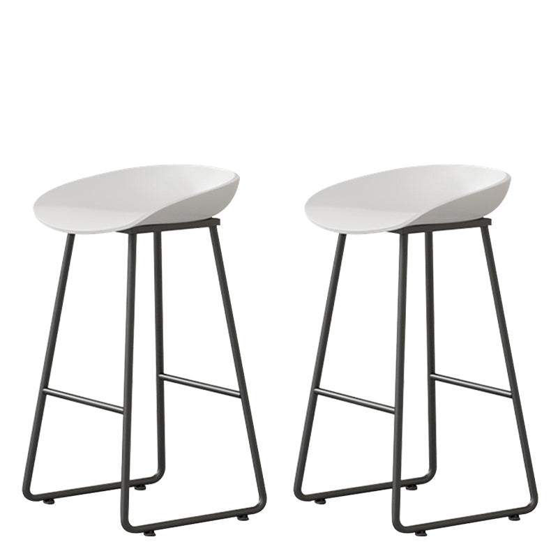 Contemporary Bucket Counter Bar Stool Armless Plastic Bar Stool with Footrest, Iron Base White 2 Piece Set Counter Stool(26"H) Clearhalo 'Bar Furniture' 'Bar Stools' 'bar_stools' 'furn' 'furn_bar_stools' 'furniture_bar_stools' 'Kitchen & Dining Furniture' 'kitchen&dining_furn' 'kitchen' 'kitchen_furn' Furniture' 4259068