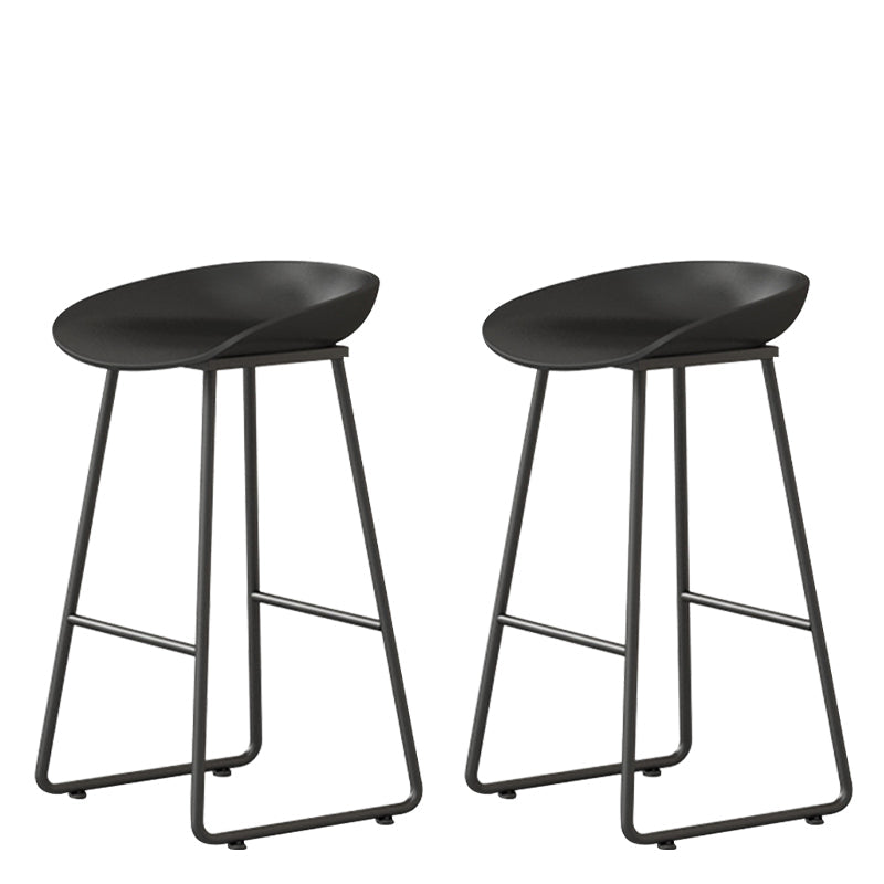Contemporary Bucket Counter Bar Stool Armless Plastic Bar Stool with Footrest, Iron Base Black 2 Piece Set Counter Stool(26"H) Clearhalo 'Bar Furniture' 'Bar Stools' 'bar_stools' 'furn' 'furn_bar_stools' 'furniture_bar_stools' 'Kitchen & Dining Furniture' 'kitchen&dining_furn' 'kitchen' 'kitchen_furn' Furniture' 4259074