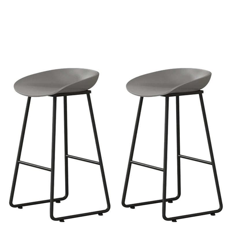 Contemporary Bucket Counter Bar Stool Armless Plastic Bar Stool with Footrest, Iron Base Gray 2 Piece Set Counter Stool(26"H) Clearhalo 'Bar Furniture' 'Bar Stools' 'bar_stools' 'furn' 'furn_bar_stools' 'furniture_bar_stools' 'Kitchen & Dining Furniture' 'kitchen&dining_furn' 'kitchen' 'kitchen_furn' Furniture' 4259077