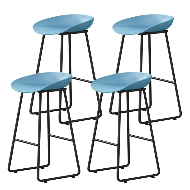 Contemporary Bucket Counter Bar Stool Armless Plastic Bar Stool with Footrest, Iron Base Blue 4 Piece Set Counter Stool(26"H) Clearhalo 'Bar Furniture' 'Bar Stools' 'bar_stools' 'furn' 'furn_bar_stools' 'furniture_bar_stools' 'Kitchen & Dining Furniture' 'kitchen&dining_furn' 'kitchen' 'kitchen_furn' Furniture' 4259083