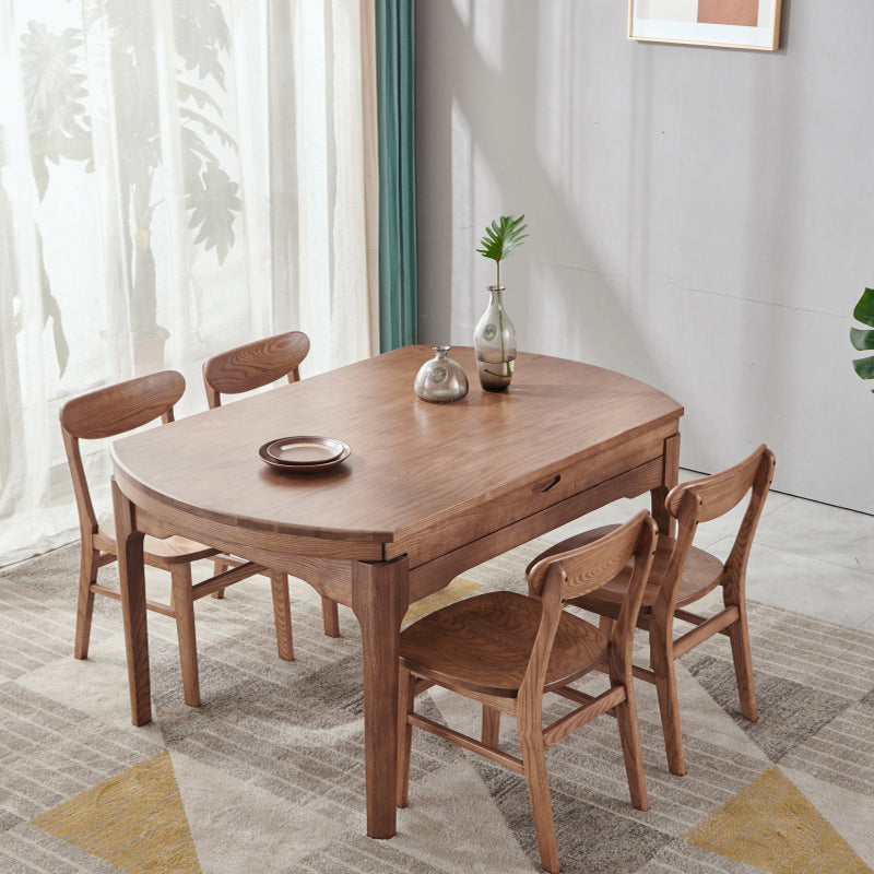 Modern Style Brown Dining Table Round Solid Wood Dining Table with 4 Legs for Living Room Clearhalo ' dining_table' 'Dining Tables & Seating' 'Dining Tables' 'furn' 'furn_dining_table' 'Furniture' 'furniture_dining_table' 'Kitchen & Dining Furniture' 'kitchen&dining_furn' 'kitchen' 'kitchen_dining_table' 4271368