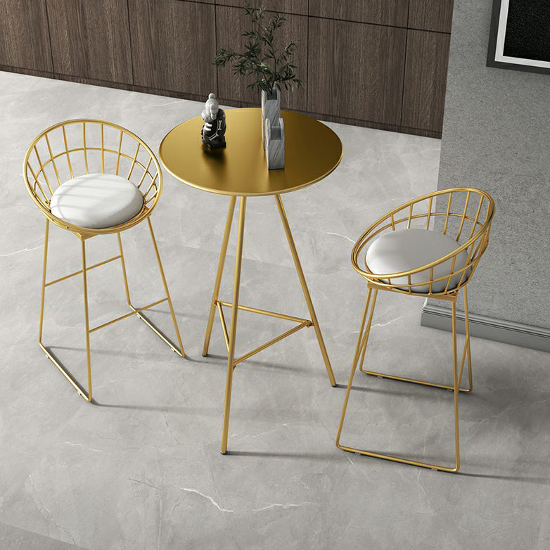 Industrial Round Indoor Bar Dining Table Iron Tripod Pedestal Bistro Table with Footrest Clearhalo 'Bar Furniture' 'Bar Tables' 'bar_tables' 'furn' 'furn_bar_tables' 'Furniture' 'furniture_bar_tables' 'Kitchen & Dining Furniture' 'kitchen&dining_furn' 'kitchen' 4274858