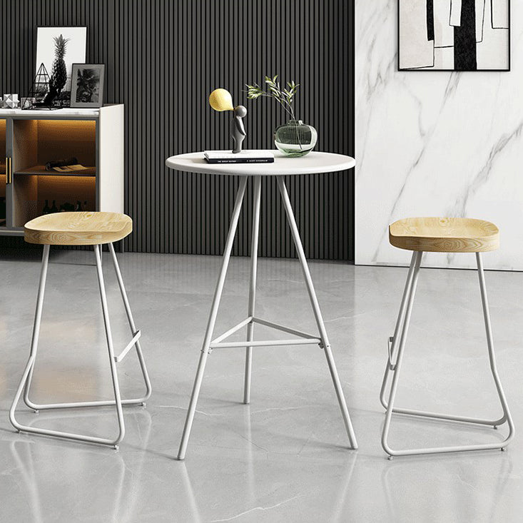 Industrial Round Indoor Bar Dining Table Iron Tripod Pedestal Bistro Table with Footrest Clearhalo 'Bar Furniture' 'Bar Tables' 'bar_tables' 'furn' 'furn_bar_tables' 'Furniture' 'furniture_bar_tables' 'Kitchen & Dining Furniture' 'kitchen&dining_furn' 'kitchen' 4274866