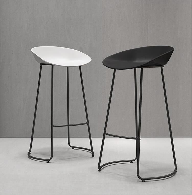 Modern Armless Backrest Counter Stool Iron Household Bar Stool with Pedal Clearhalo 'Bar Furniture' 'Bar Stools' 'bar_stools' 'furn' 'furn_bar_stools' 'furniture_bar_stools' 'Kitchen & Dining Furniture' 'kitchen&dining_furn' 'kitchen' 'kitchen_furn' Furniture' 4275194