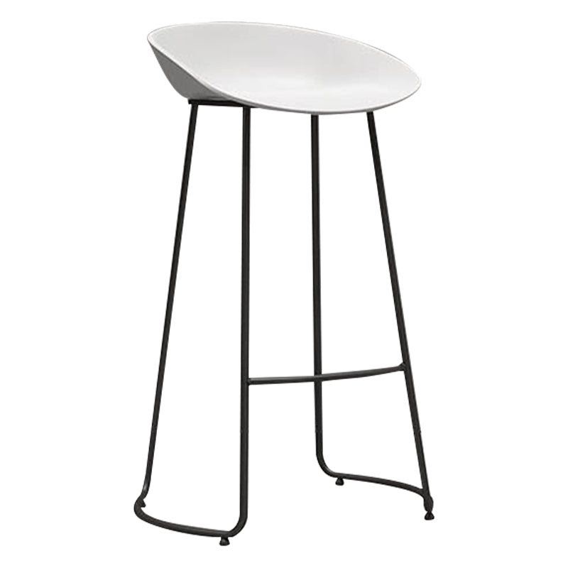 Modern Armless Backrest Counter Stool Iron Household Bar Stool with Pedal White 1 Piece Clearhalo 'Bar Furniture' 'Bar Stools' 'bar_stools' 'furn' 'furn_bar_stools' 'furniture_bar_stools' 'Kitchen & Dining Furniture' 'kitchen&dining_furn' 'kitchen' 'kitchen_furn' Furniture' 4275196