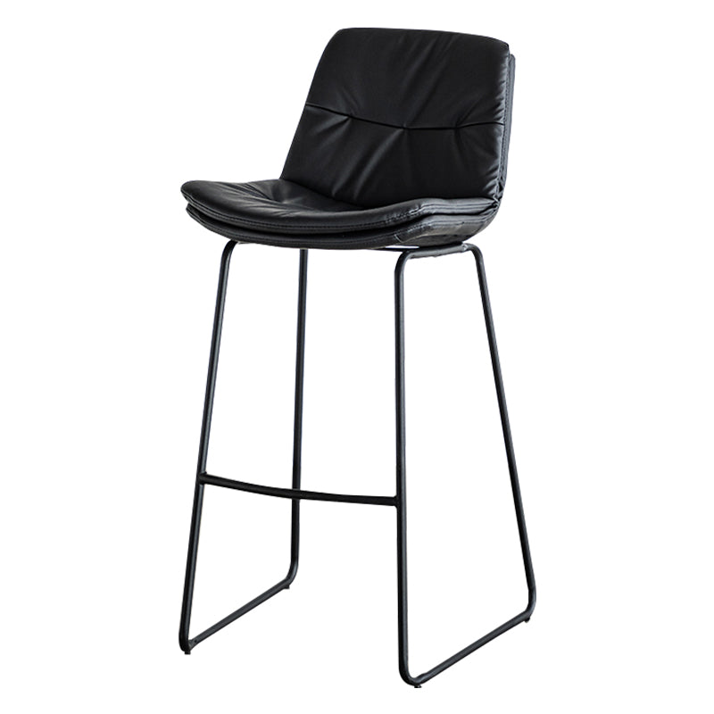 Modern PU Upholstery Bar Stool Low Back Arm-less Counter-height Indoor Stool Black 1 Piece Bar Stool(30"H) Clearhalo 'Bar Furniture' 'Bar Stools' 'bar_stools' 'furn' 'furn_bar_stools' 'furniture_bar_stools' 'Kitchen & Dining Furniture' 'kitchen&dining_furn' 'kitchen' 'kitchen_furn' Furniture' 4275662