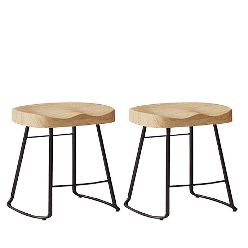 Wood Modern Bar Stool Backless Natural Contoured Seat Stool with Iron Legs 2 Piece Set Short Stool(18"H) Clearhalo 'Bar Furniture' 'Bar Stools' 'bar_stools' 'furn' 'furn_bar_stools' 'furniture_bar_stools' 'Kitchen & Dining Furniture' 'kitchen&dining_furn' 'kitchen' 'kitchen_furn' Furniture' 4275701