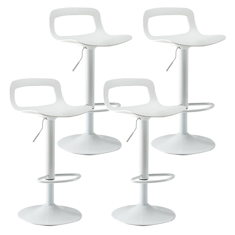 Modern Footrest Bar Stool Plastic Low Back Bucket Indoor Swivel Counter Stool White 4 Piece Set Clearhalo 'Bar Furniture' 'Bar Stools' 'bar_stools' 'furn' 'furn_bar_stools' 'furniture_bar_stools' 'Kitchen & Dining Furniture' 'kitchen&dining_furn' 'kitchen' 'kitchen_furn' Furniture' 4275738