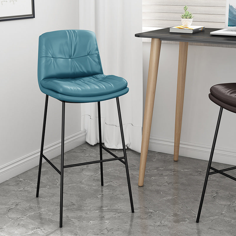 Indoor Leather Bar Stool Low Back Footrest Bucket Counter Stool with Cushion Clearhalo 'Bar Furniture' 'Bar Stools' 'bar_stools' 'furn' 'furn_bar_stools' 'furniture_bar_stools' 'Kitchen & Dining Furniture' 'kitchen&dining_furn' 'kitchen' 'kitchen_furn' Furniture' 4275774