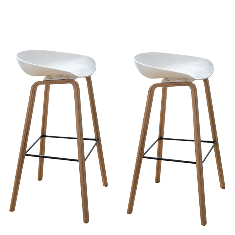Modern Plastic Counter Stool Footrest Low Back Bucket Coffee Shop Bar Stool with Wood Legs White 2 Piece Set Clearhalo 'Bar Furniture' 'Bar Stools' 'bar_stools' 'furn' 'furn_bar_stools' 'furniture_bar_stools' 'Kitchen & Dining Furniture' 'kitchen&dining_furn' 'kitchen' 'kitchen_furn' Furniture' 4275807