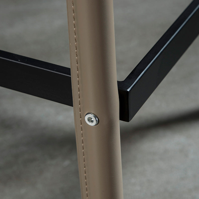 Coffee Shop Low Back Bar Stool Contemporary Leather Square Counter Chair Clearhalo 'Bar Furniture' 'Bar Stools' 'bar_stools' 'furn' 'furn_bar_stools' 'furniture_bar_stools' 'Kitchen & Dining Furniture' 'kitchen&dining_furn' 'kitchen' 'kitchen_furn' Furniture' 4275858