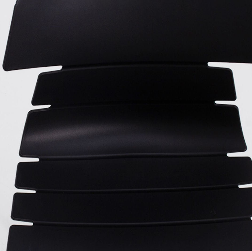 Contemporary Plastic Side Chair Solid Back Dining Chair for Restaurant Clearhalo ' kitchen&dining_furn' 'Dining Chairs' 'Dining Tables & Seating' 'dining_chair' 'furn' 'furn_dining_chair' 'Furniture' 'furniture_dining_chair' 'Kitchen & Dining Furniture' 'kitchen' 4286574
