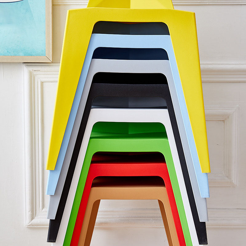 Modern Plastic Indoor-Outdoor Chairs Solid Back Side Dining Chairs Clearhalo ' kitchen&dining_furn' 'Dining Chairs' 'Dining Tables & Seating' 'dining_chair' 'furn' 'furn_dining_chair' 'Furniture' 'furniture_dining_chair' 'Kitchen & Dining Furniture' 'kitchen' 4286686