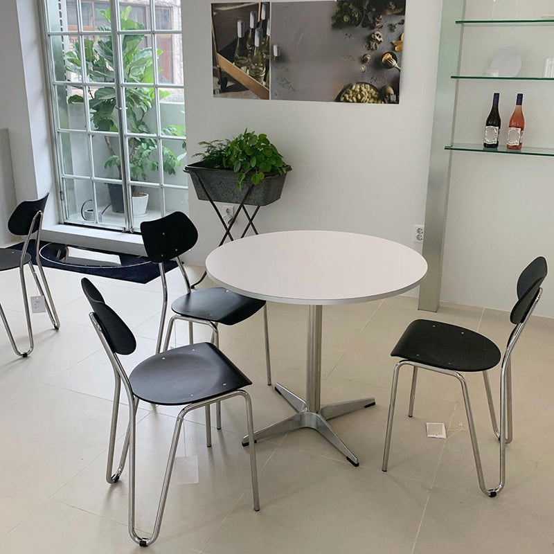 Modern MDF Round Dining Table Standard White Dining Table with Pedestal Base Clearhalo ' dining_table' 'Dining Tables & Seating' 'Dining Tables' 'Furniture' 'furniture_dining_table' 'Kitchen & Dining Furniture' 'kitchen&dining_furn' 'kitchen' 'kitchen_dining_table' 4287578
