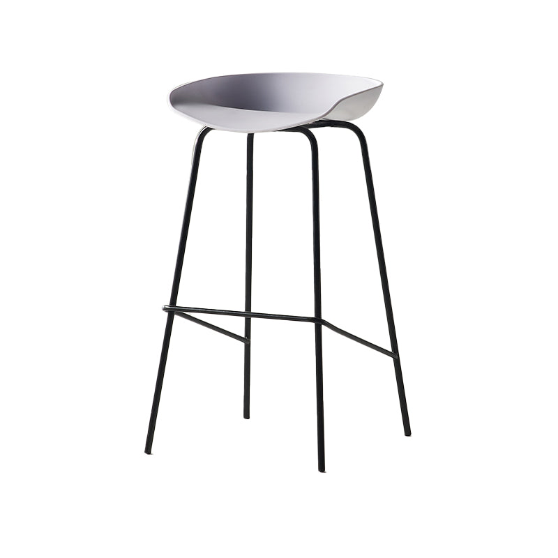 Scandinavian Metal Black Counter Stools Bucket Seat Bar Stools with Footrest Clearhalo 'Bar Furniture' 'Bar Stools' 'bar_stools' 'furn' 'furn_bar_stools' 'furniture_bar_stools' 'Kitchen & Dining Furniture' 'kitchen&dining_furn' 'kitchen' 'kitchen_furn' Furniture' 4290060