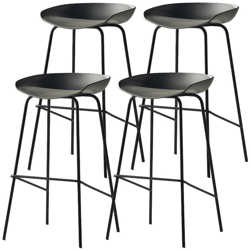 Scandinavian Metal Black Counter Stools Bucket Seat Bar Stools with Footrest Light Gray 4 Piece Set Clearhalo 'Bar Furniture' 'Bar Stools' 'bar_stools' 'furn' 'furn_bar_stools' 'furniture_bar_stools' 'Kitchen & Dining Furniture' 'kitchen&dining_furn' 'kitchen' 'kitchen_furn' Furniture' 4290076