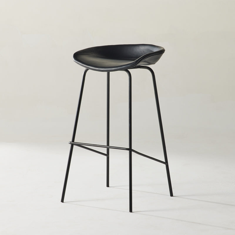 Scandinavian Metal Black Counter Stools Bucket Seat Bar Stools with Footrest Black 1 Piece Clearhalo 'Bar Furniture' 'Bar Stools' 'bar_stools' 'furn' 'furn_bar_stools' 'furniture_bar_stools' 'Kitchen & Dining Furniture' 'kitchen&dining_furn' 'kitchen' 'kitchen_furn' Furniture' 4290083