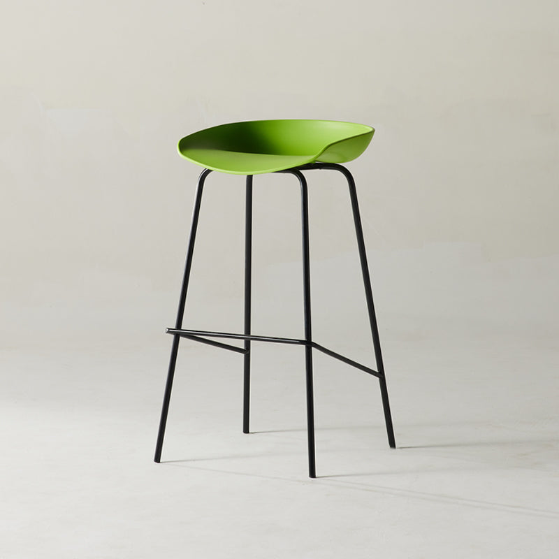 Scandinavian Metal Black Counter Stools Bucket Seat Bar Stools with Footrest Green 1 Piece Clearhalo 'Bar Furniture' 'Bar Stools' 'bar_stools' 'furn' 'furn_bar_stools' 'furniture_bar_stools' 'Kitchen & Dining Furniture' 'kitchen&dining_furn' 'kitchen' 'kitchen_furn' Furniture' 4290089