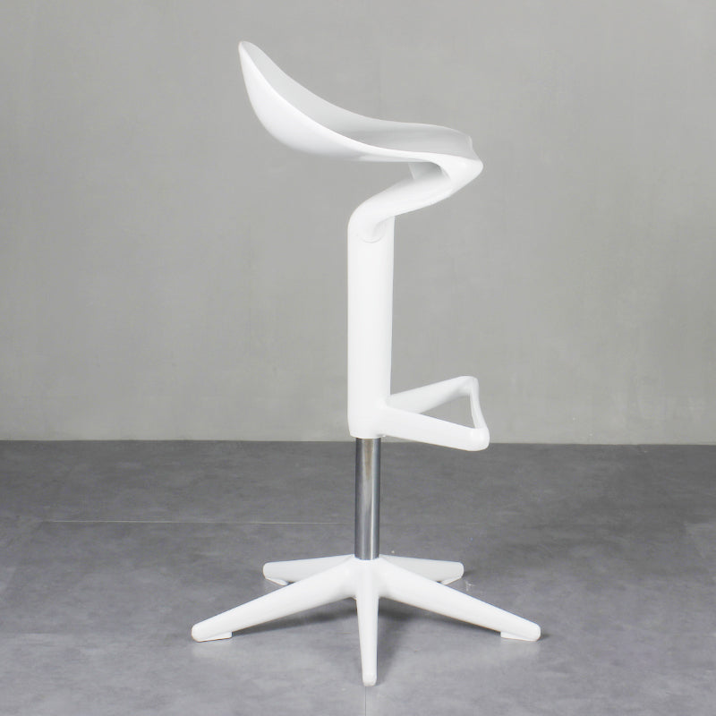 Dinning Room Modern Plastic Barstool Rotating Lifting Macron Bar Stool with Backrests White 1 Piece Clearhalo 'Bar Furniture' 'Bar Stools' 'bar_stools' 'furn' 'furn_bar_stools' 'furniture_bar_stools' 'Kitchen & Dining Furniture' 'kitchen&dining_furn' 'kitchen' 'kitchen_furn' Furniture' 4290243
