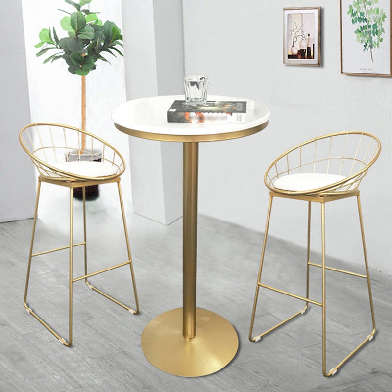 Glam Style Gold Metal Bar Table Round Indoor 41.3"H Pedestal Bistro Table 21.7"L x 21.7"W x 41.3"H Without Chairs Clearhalo 'Bar Furniture' 'Bar Tables' 'bar_tables' 'furn' 'furn_bar_tables' 'Furniture' 'furniture_bar_tables' 'Kitchen & Dining Furniture' 'kitchen&dining_furn' 'kitchen' 4296525