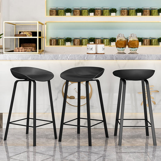 Modern Footrest Low Back Bar Stool Plastic Indoor Bucket Counter-height Stool Clearhalo 'Bar Furniture' 'Bar Stools' 'bar_stools' 'furn' 'furn_bar_stools' 'furniture_bar_stools' 'Kitchen & Dining Furniture' 'kitchen&dining_furn' 'kitchen' 'kitchen_furn' Furniture' 4296740
